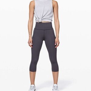 Lululemon Fast and Free Reflective High-Rise Crop 19"
Moonwalk